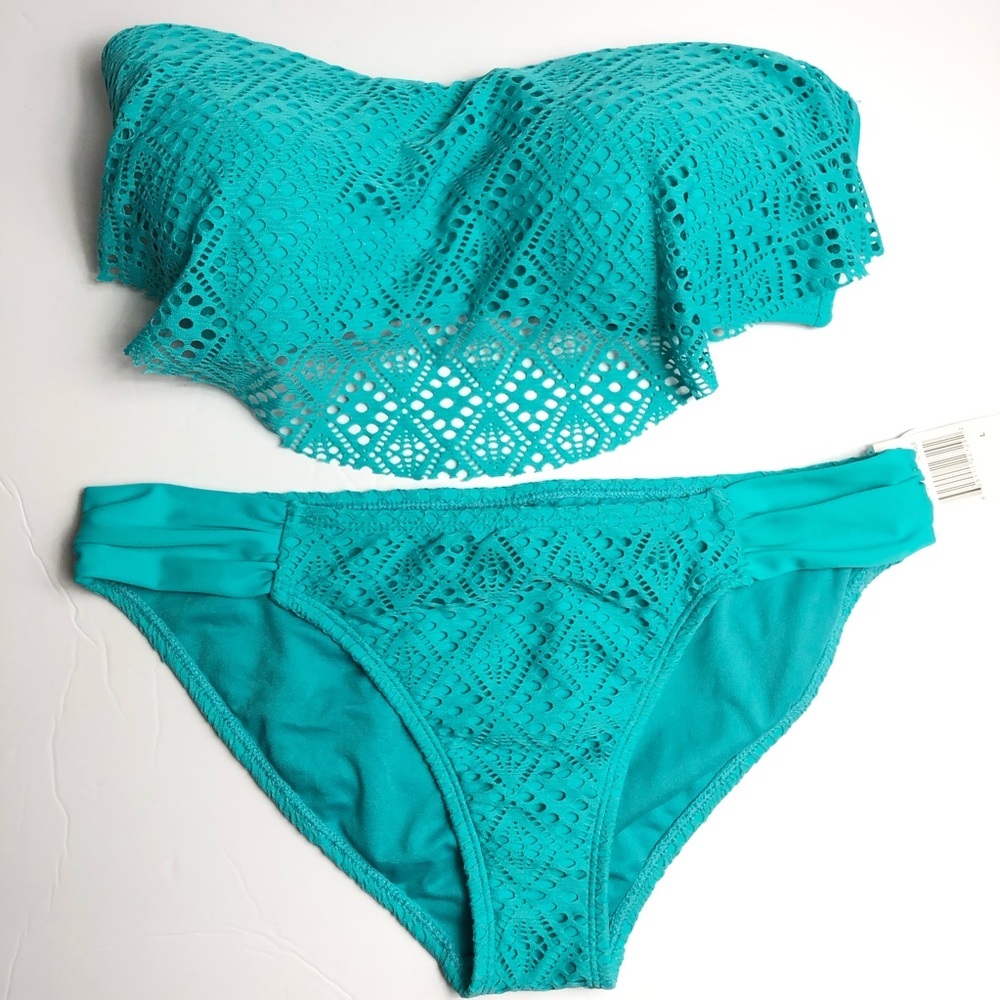 🌸 Hot Water bikini NWT